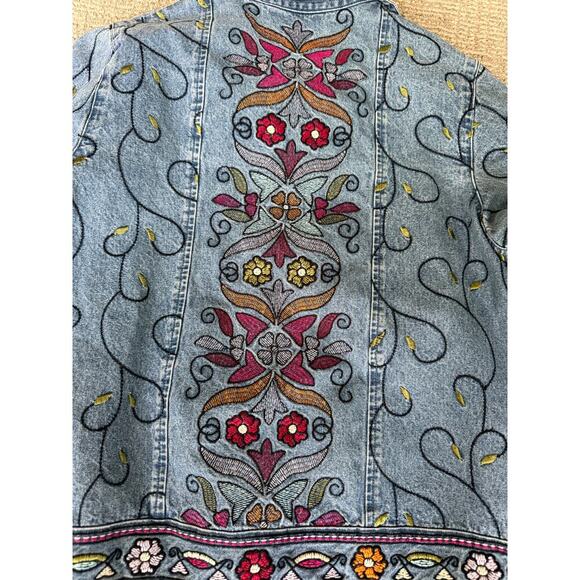 Denim & Co. embroidered denim jacket womens M - Picture 3 of 7